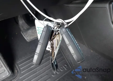 2021 Jeep Renegade Limited 4X4 из США, поврежденный, VIN ZACNJDD10MPN29300